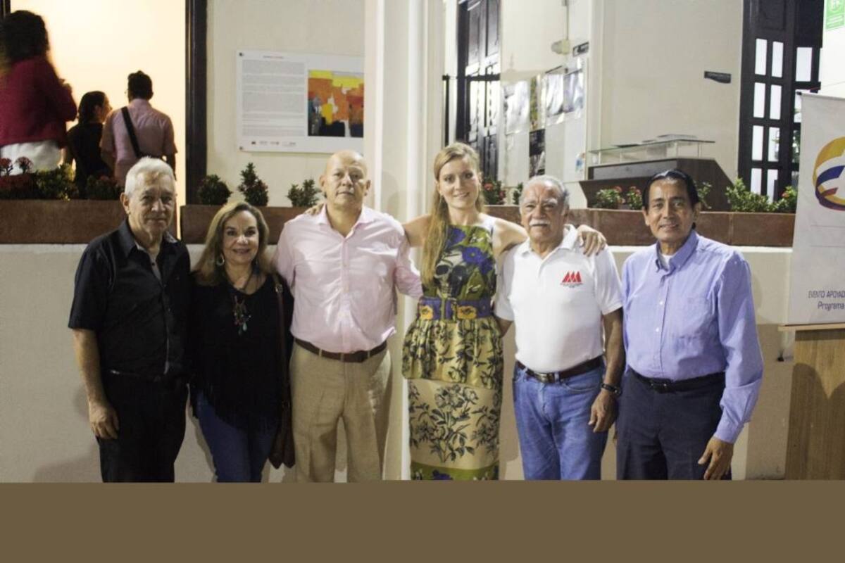 Carlos Prada Hernández, Clemencia Hernández Guillén, Mauricio Sánchez, Silvia Chaparro, Orlando Morales y Víctor Hugo Parra. (Foto: Fabián Hernández / VANGUARDIA LIBERAL)