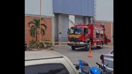 Colapsa techo en zona industrial de Girón: reportan varios heridos
