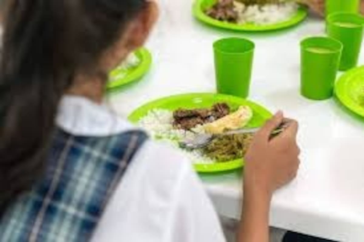 Estudiantes del Instituto Técnico en Comunicaciones de Barrancabermeja (INTECOBA) se declararon en cese de actividades para exigir soluciones frente a problemas de infraestructura y alimentación escolar.
Suministrada/Archivo/Vanguardia