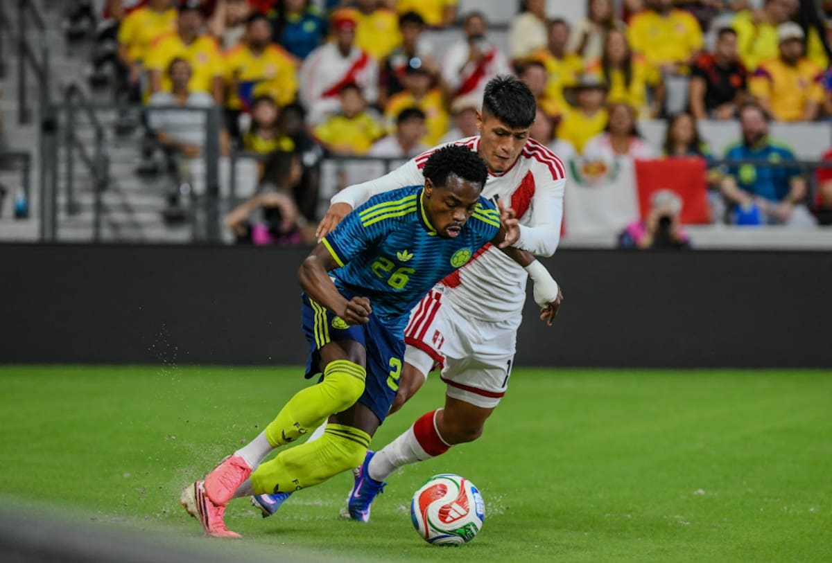Samuel Velásquez abrió el marcador al minuto 55, con un potente remate de media distancia que terminó en el ángulo del arco defendido por Pedro Gallese. /FOTO: FCF