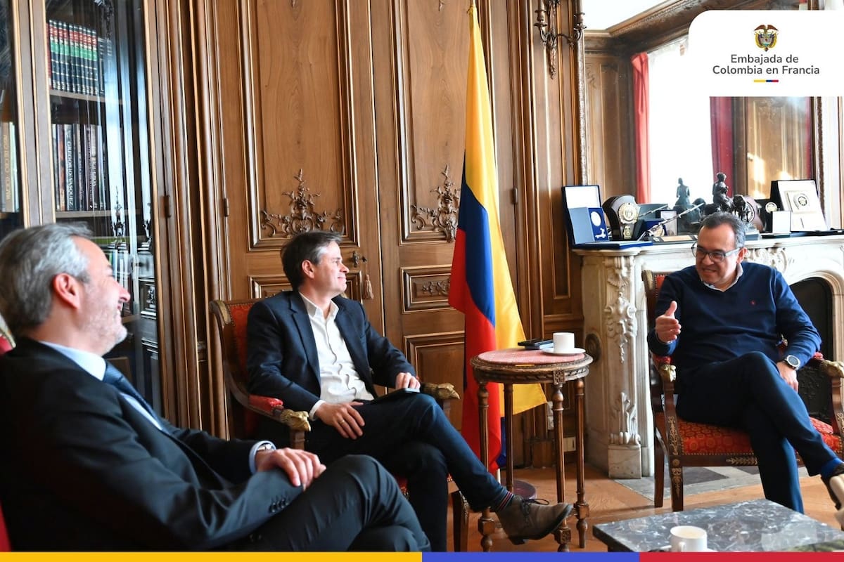 Colombia cerrará 14 embajadas por decisión del presidente electo Abelardo de De la Espriella. | Foto: Tomada de X, Embajada de Colombia en Francia.