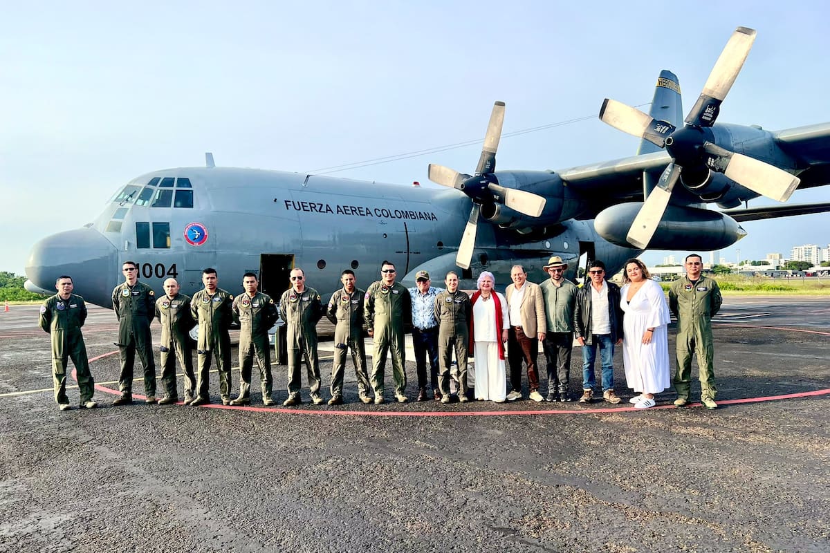 Colombia envía un avión con “ayuda solidaria” a Cuba contra bloqueo y efectos de huracanes