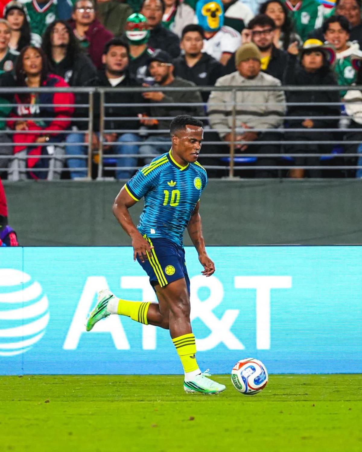 La selección Colombia igualó 1-1 ante México, en compromiso amistoso que marcó el inicio de un nuevo proceso bajo el mando del entrenador Néstor Lorenzo. Foto: FCF.