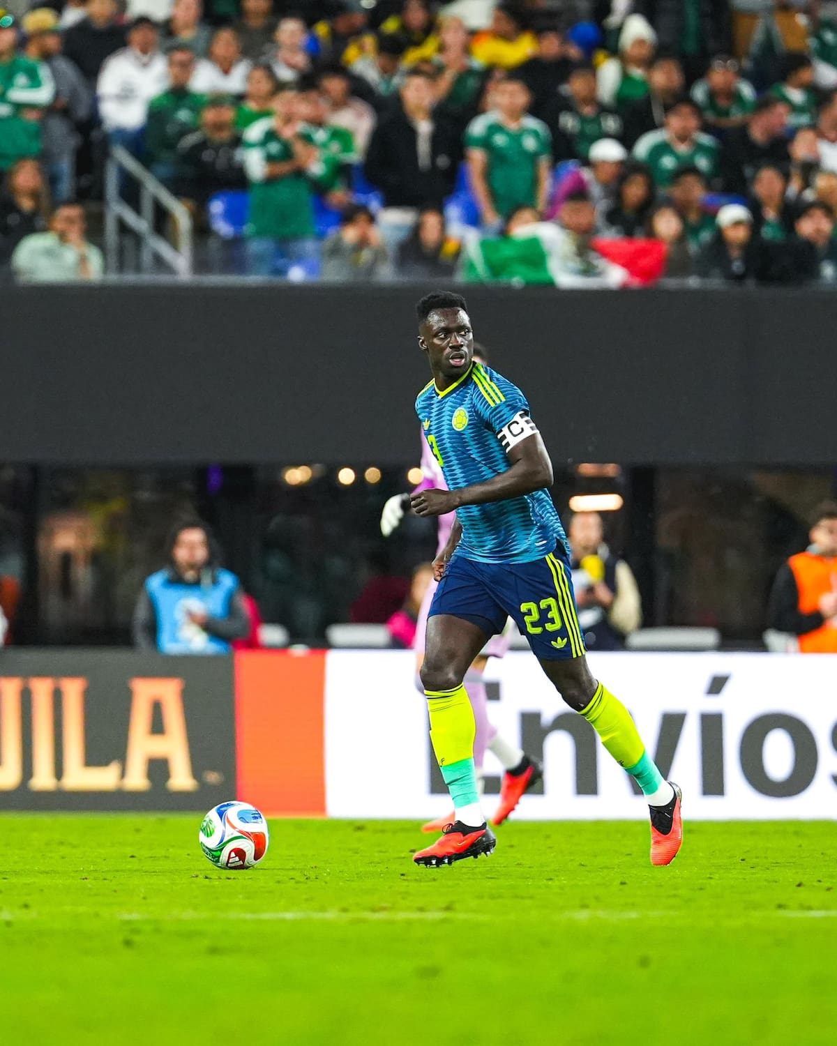 La selección Colombia igualó 1-1 ante México, en compromiso amistoso que marcó el inicio de un nuevo proceso bajo el mando del entrenador Néstor Lorenzo. Foto: FCF.