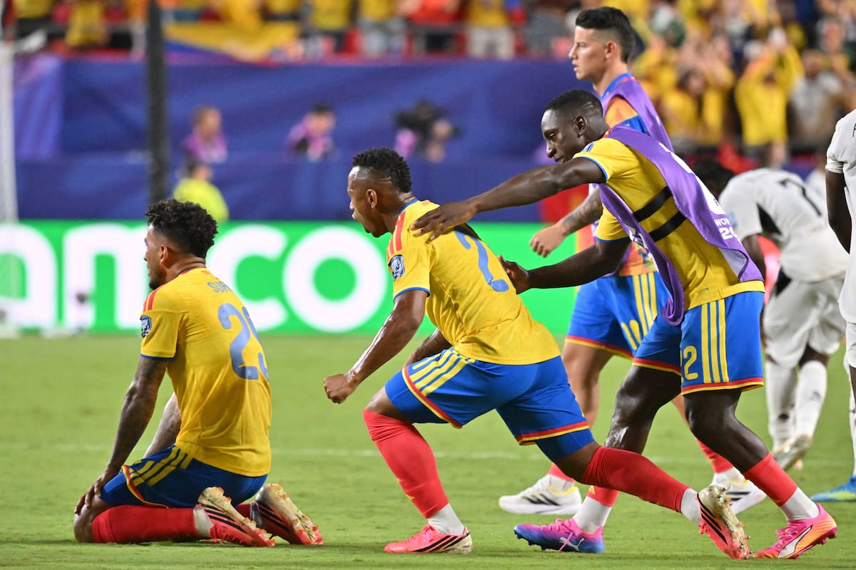 Jugadores de Colombia celebran la victoria en el partido de dieciseisavos de final de la Copa Mundial de la FIFA 2026 contra Ghana, en Kansas City, Missouri, EE. UU., el 3 de julio de 2026. EFE/EPA/AMY KONTRAS