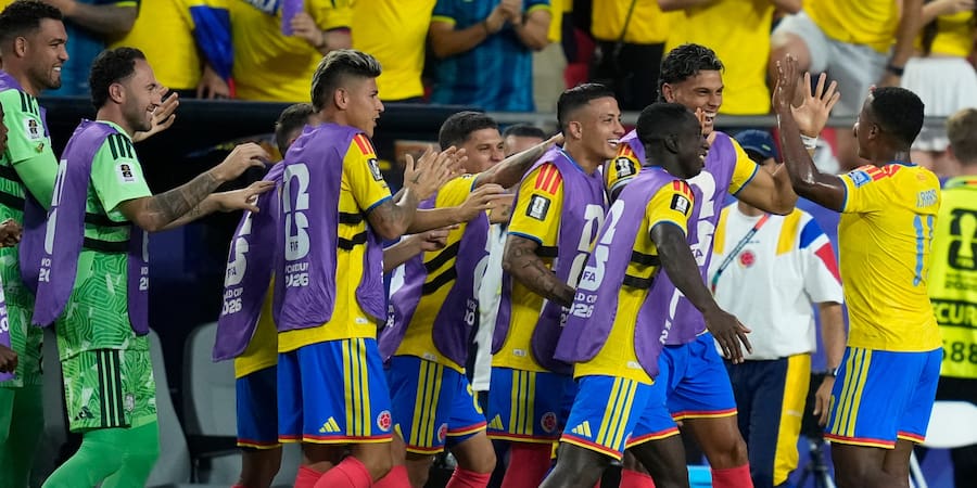 Colombia juega como selección grande: eliminó a Ghana, está en octavos de final y va por más