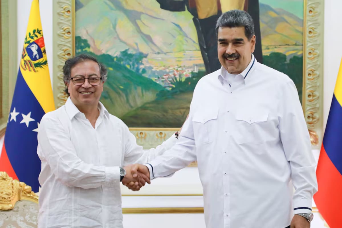 Gustavo Petro y Nicolás Maduro. | Foto: Alexa Rochi/Presidencia.