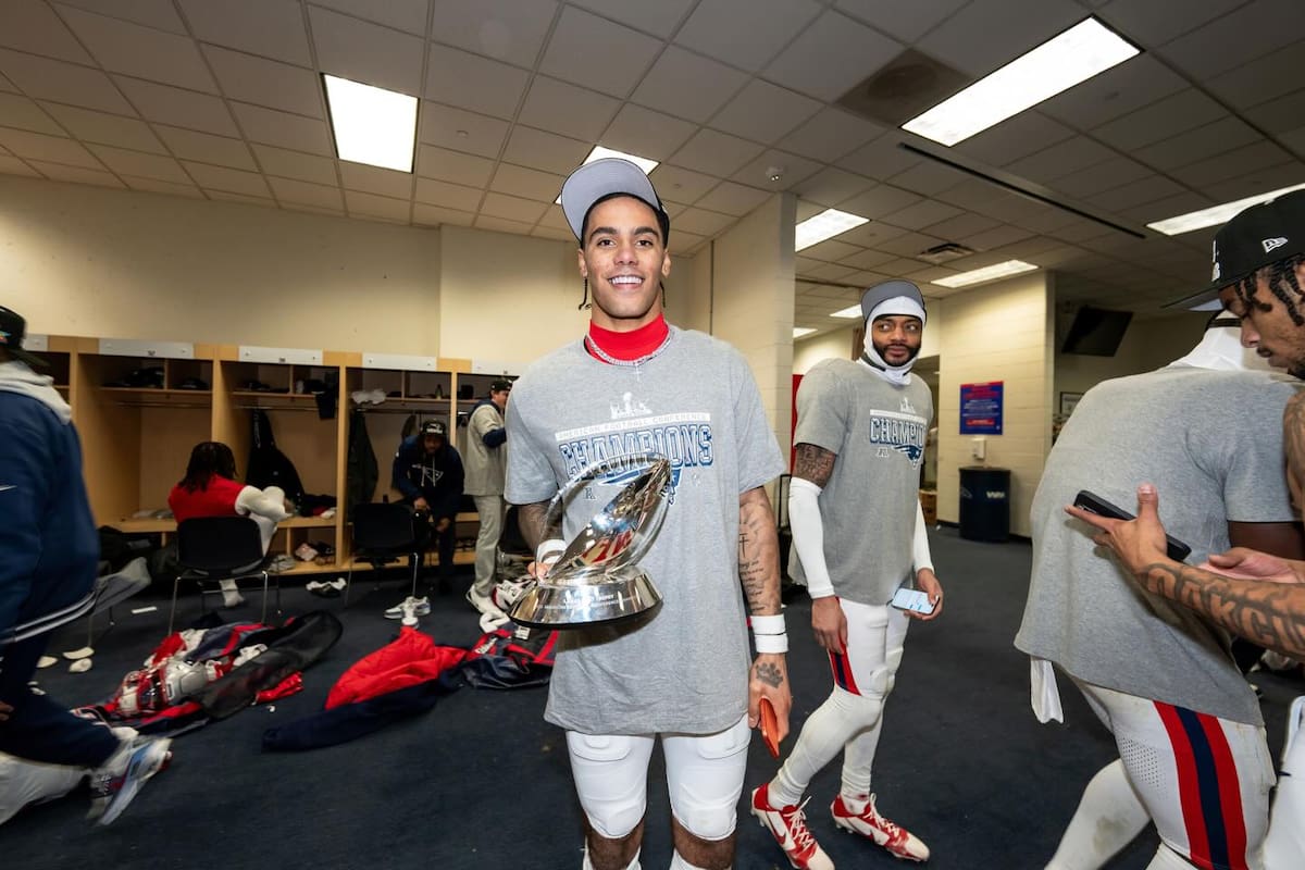 Colombiano se convierte en el esquinero mejor pagado en la historia de la NFL. Foto: NFL