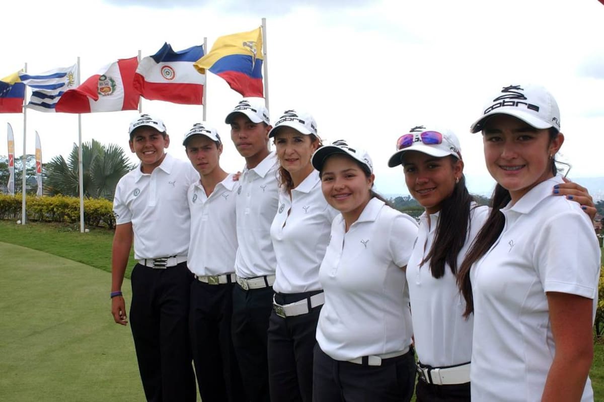 Esta es la nómina de Colombia para afrontar el XXIX Campeonato Suramericano Prejuvenil de Golf por equipos, en el que estarán los santandereanos Valery Plata Pardo y Juan Camilo Vesga Solano. (Foto: Jaime del Río / VANGUARDIA LIBERAL )