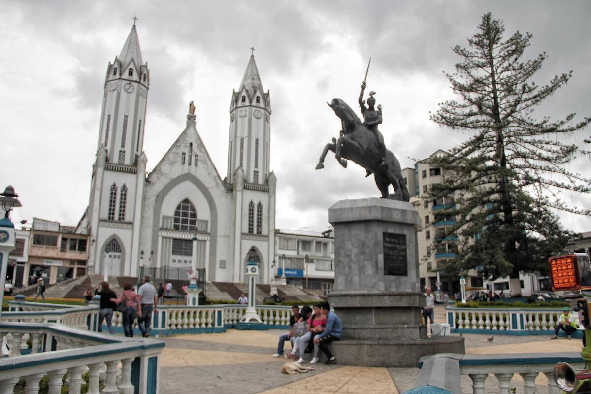 Álvaro Tavera / Álvaro Tavera