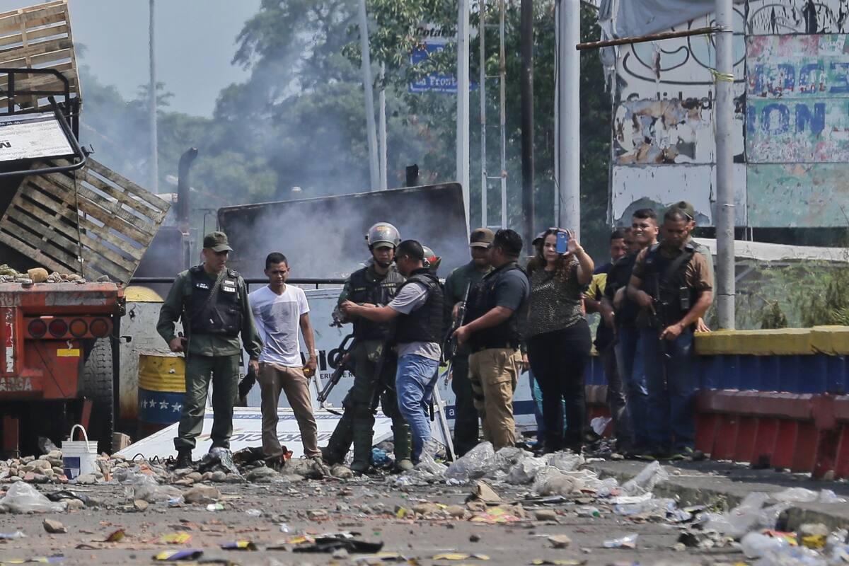 Según información de Migración Colombia, a las 11:22 de la mañana de ayer, ya se había certificado la entrada al país de cuatro de los cónsules que retornaron desde Venezuela, por instrucción del Gobierno Nacional.