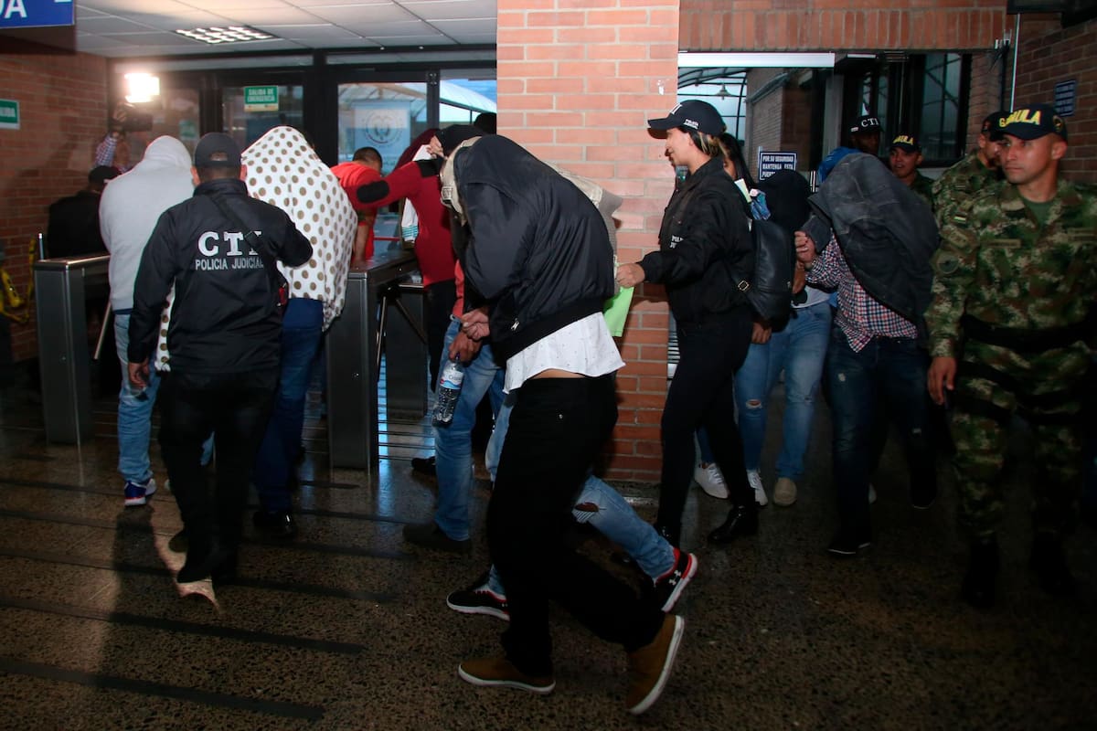 Julio César González (Matador) y la periodista Vanessa de la Torre fueron algunos de los amenazados. (Foto: Colprensa / VANGUARDIA)