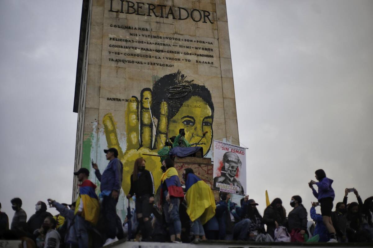 Ante la sala de contencioso administrativo del Consejo de Estado, cuatro representantes de comercio en el sector de los Héroes en Bogotá, interpusieron una acción de tutela con el fin de buscar medidas para proteger sus establecimientos, en límites de donde se han presentado marchas y de actos de vandalismo. Colprensa