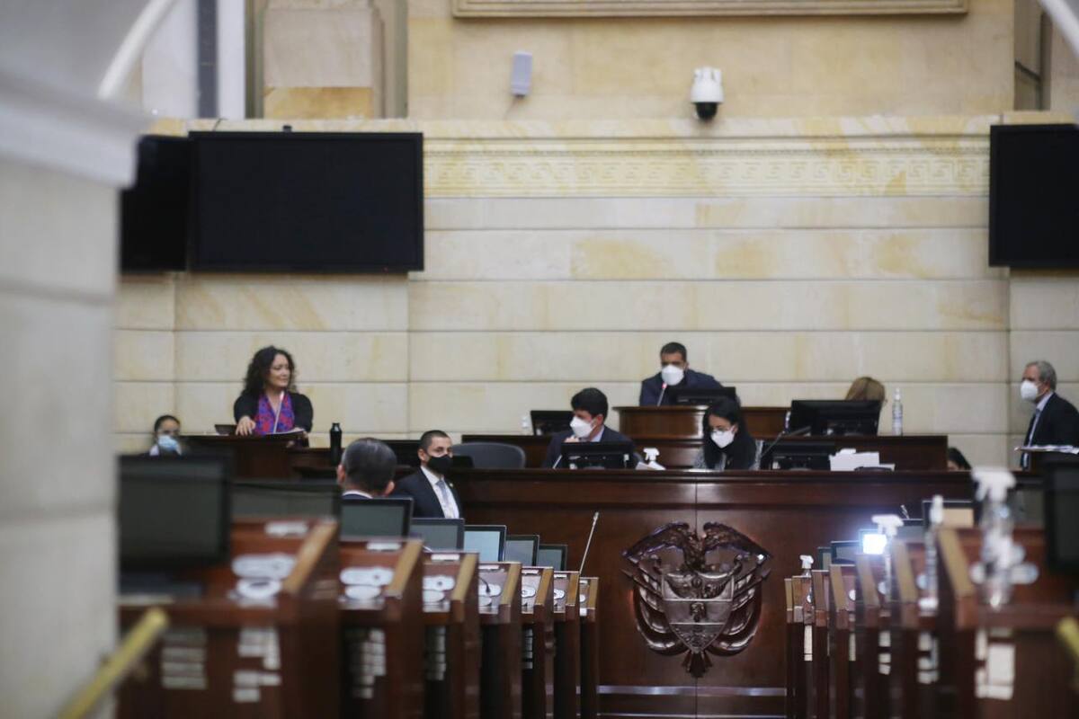 Reforma constitucional que recorta vacaciones de congresistas avanza en el Senado Foto: Colprensa
