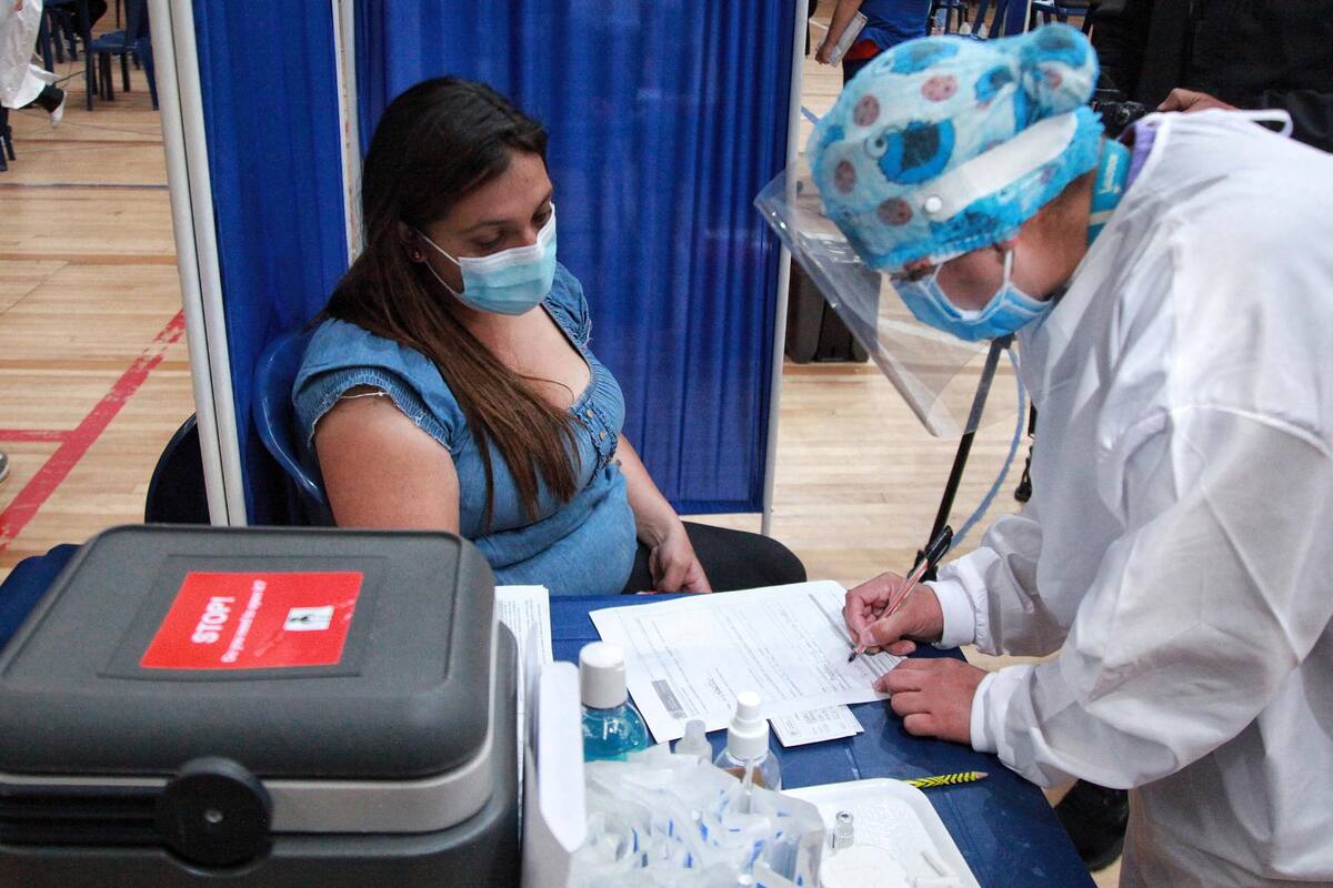 Colombia llega al 24% de la población completamente vacunada Camila Díaz / Colprensa