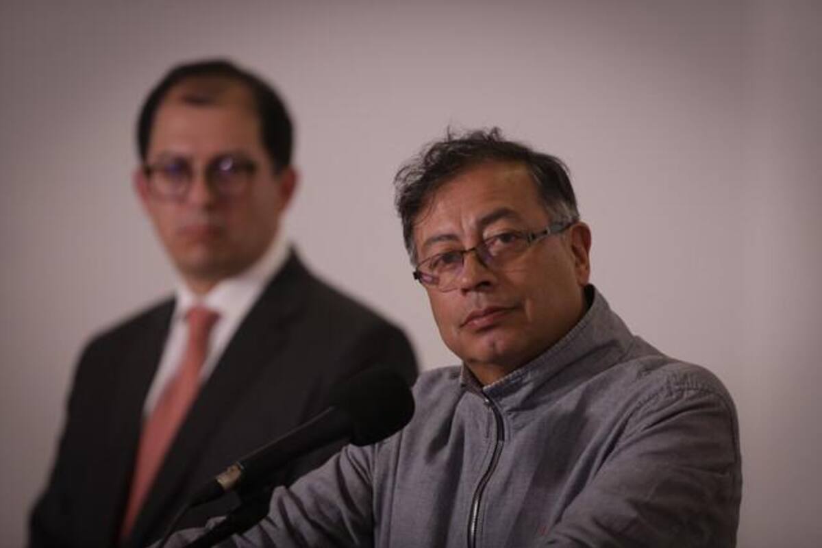 Presidente Gustavo Petro y el fiscal general Francisco Barbosa. Colprensa / VANGUARDIA