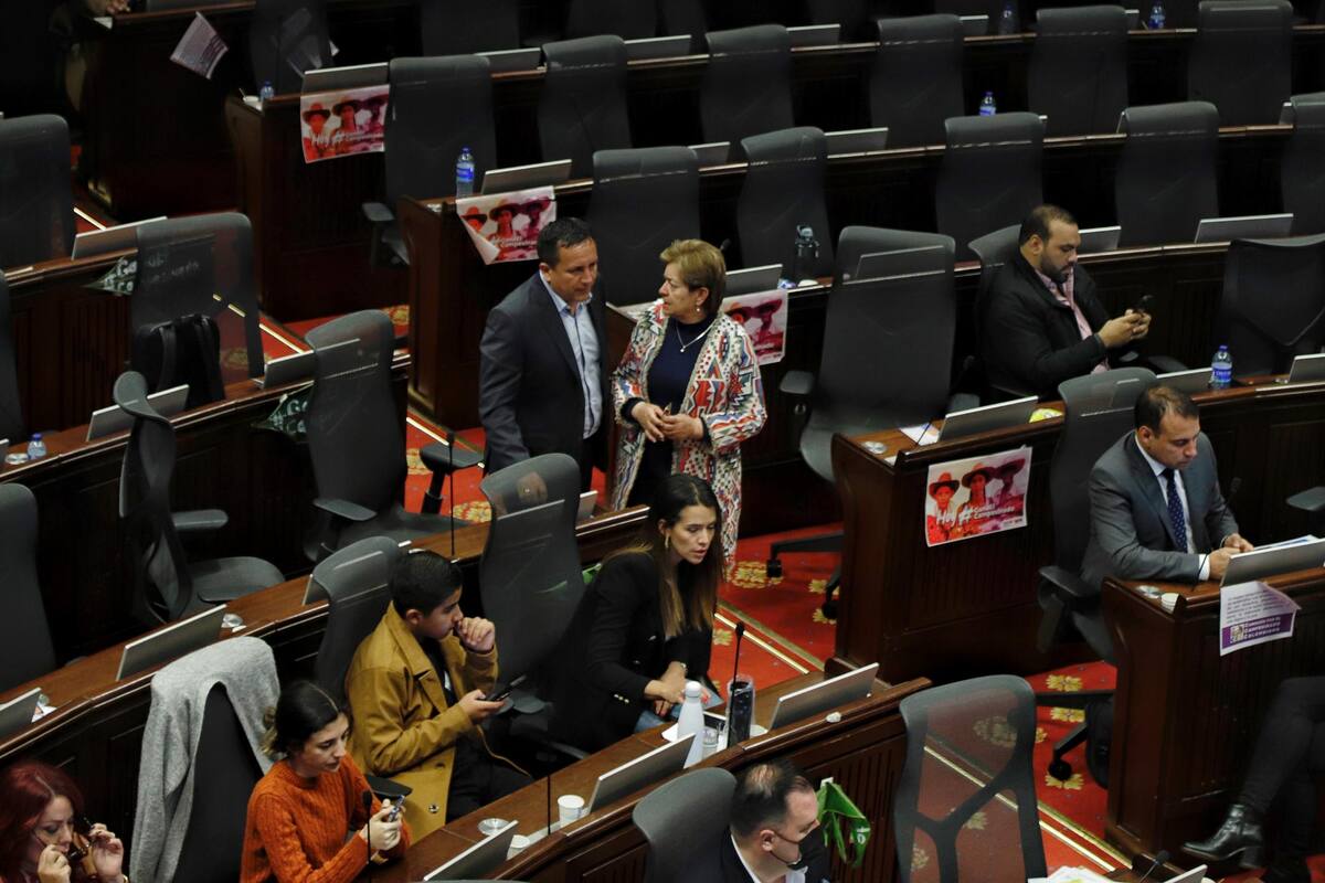 Se levanta sesión plenaria en Cámara Representantes donde se votaban los Impedimentos de los representantes que discutirán la Reforma a la Salud. (foto: Colprensa /VANGUARDIA)