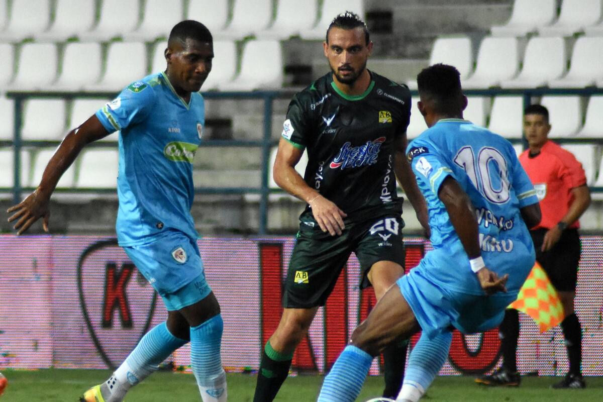 Al final del partido entre Jaguares y Bucaramanga, el jugador 'Leopardo' Bruno Téliz fue expulsado. Cortesía Dimayor / VANGUARDIA