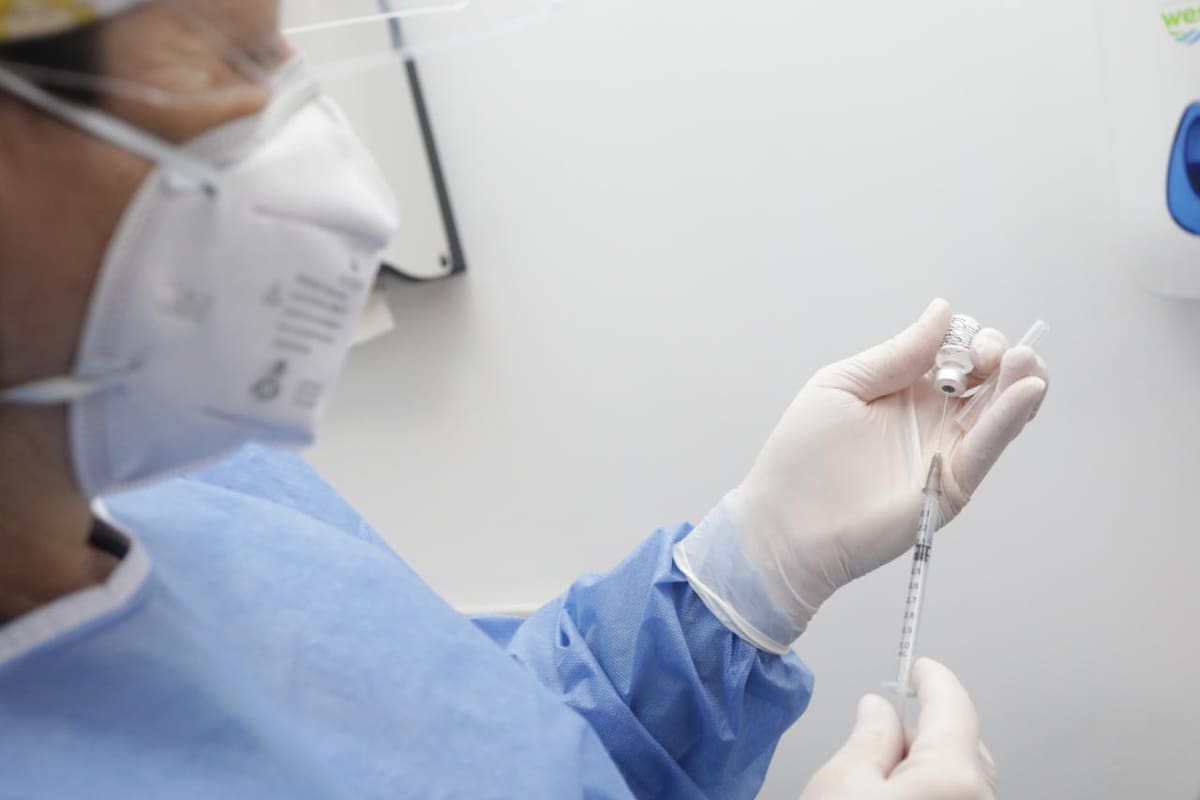 Ya son más de 445.000 dosis contra el COVID-19 aplicadas en Bucaramanga Colprensa - Ministerio de Salud