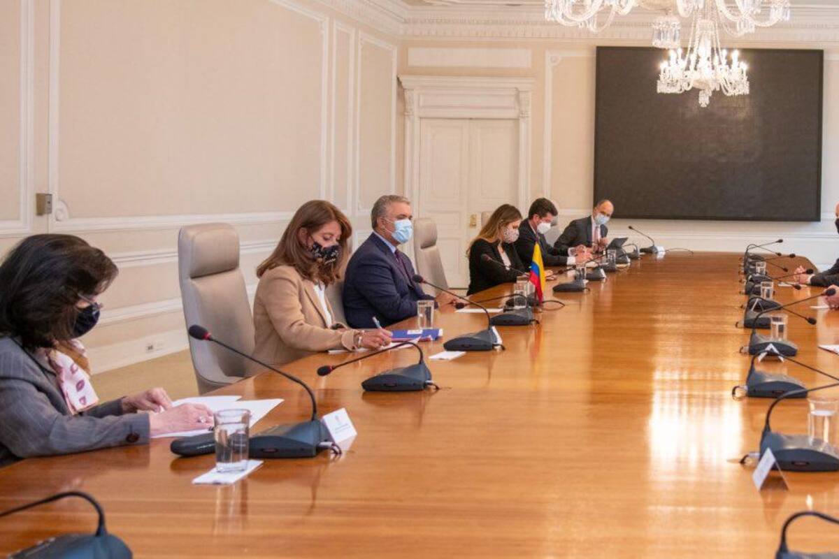Este lunes se llevó a cabo en la casa de Nariño la reunión formal entre Juan González, asesor de Joe Biden para Latinoamérica, y el presidente Iván Duque. (Colprensa / VANGUARDIA)