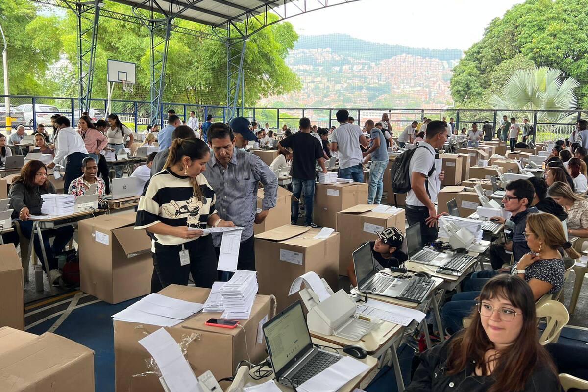 Registraduría realiza simulacro de escrutinio para las elecciones y votaciones del 29 de octubre (Foto: Registraduría / Vanguardia)