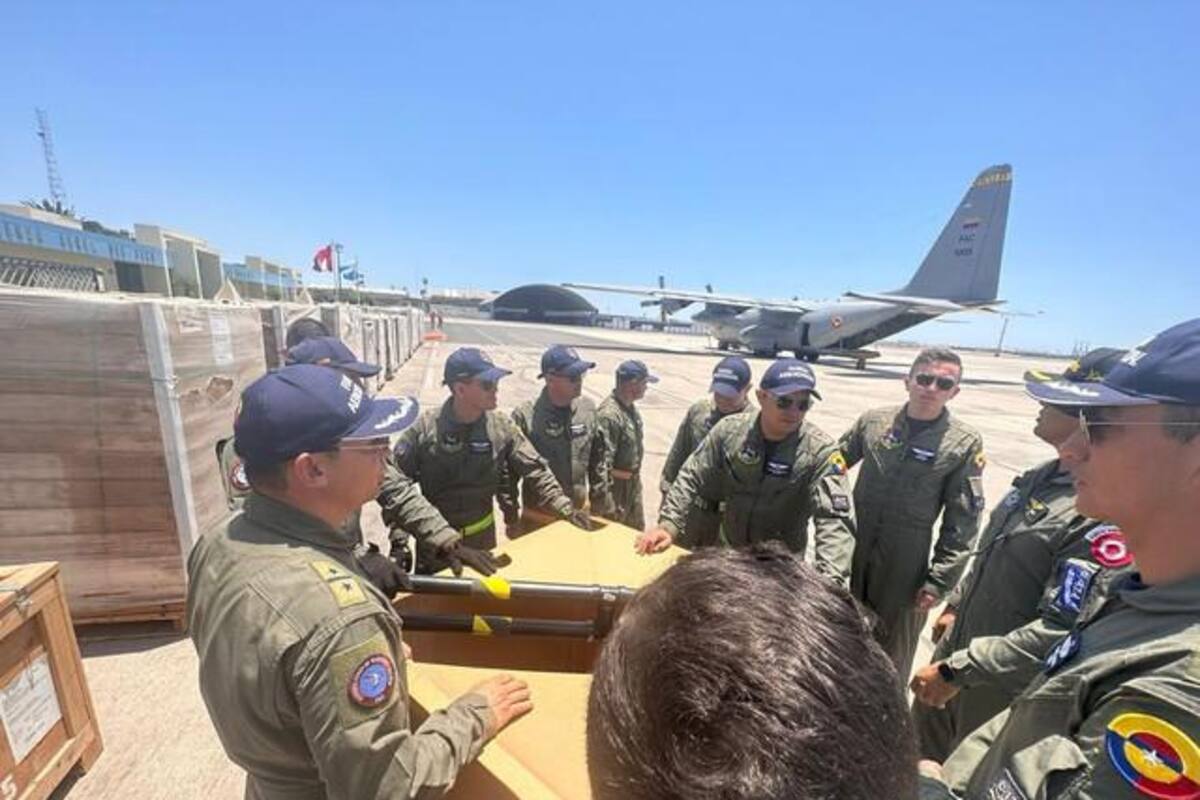 Avión hércules de la Fuerza Aérea aterriza en Perú para traer nuevos sistemas para atacar los incendios forestales en el país. Fuerza Aeroespacial Colombiana / VANGUARDIA