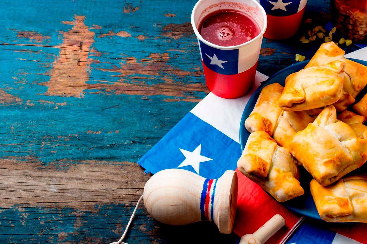 La gastronomía chilena depende de las temporadas. Mientras la comida de los días de verano es ligera, fresca y suave, la de invierno es pesada, densa y constituida en su mayoría por sopas y potajes cargados de proteínas y carbohidratos. Ilustraciones: Getty Images-Suministradas / VANGUARDIA
