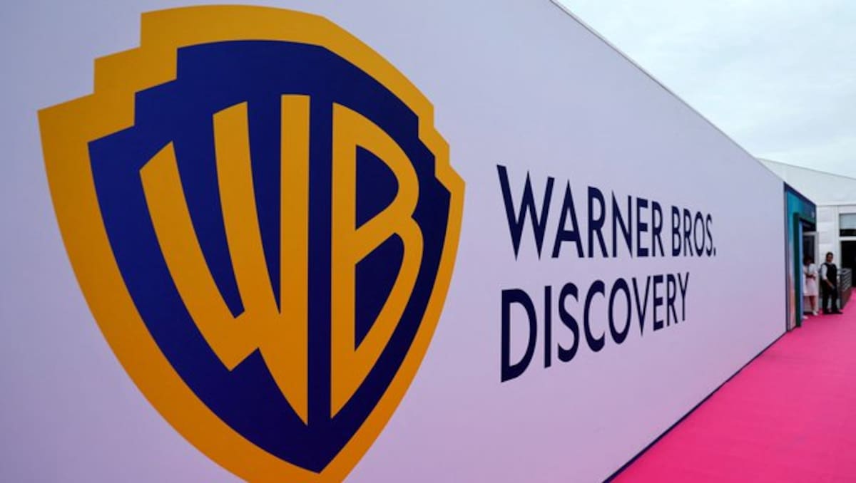 Netflix se encuentra en las etapas finales de preparación para presentar una oferta en efectivo por los estudios de Warner Bros Discovery y sus negocios de streaming, en medio de una intensa competencia con Paramount Skydance.