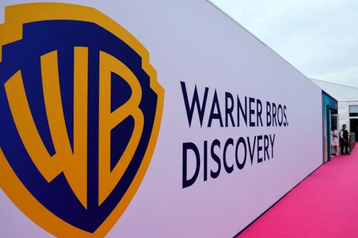 Netflix se encuentra en las etapas finales de preparación para presentar una oferta en efectivo por los estudios de Warner Bros Discovery y sus negocios de streaming, en medio de una intensa competencia con Paramount Skydance.