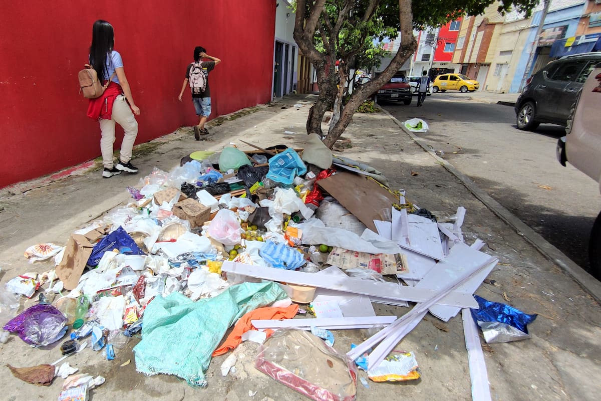 Así se ven los basureros en zonas del barrio San Francisco de Bucaramanga. Foto: Marco Valencia / VANGUARDIA