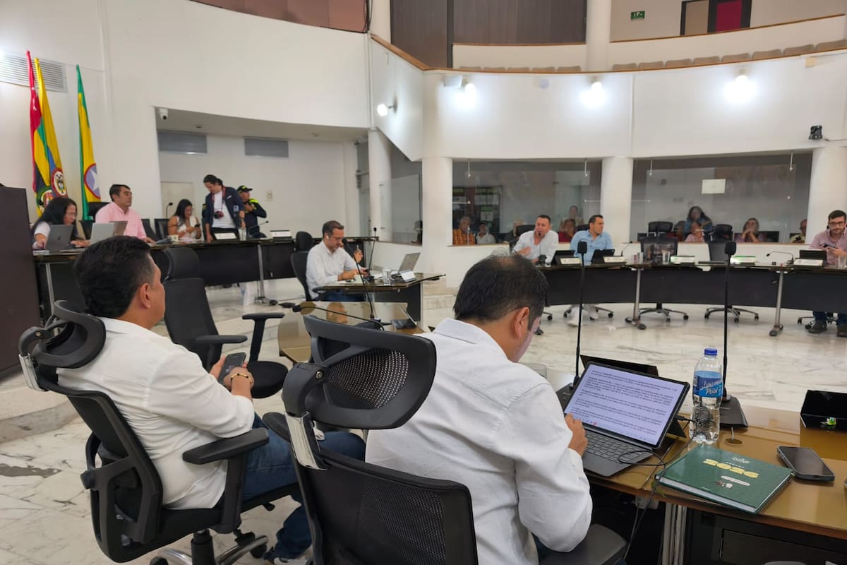 Debate del predial en el Concejo de Bucaramanga.