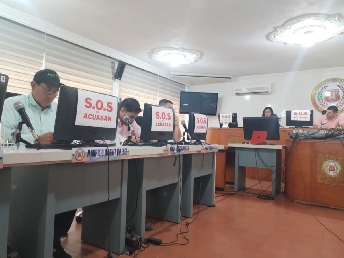 La sesión anterior se suspendió en marzo de este año.