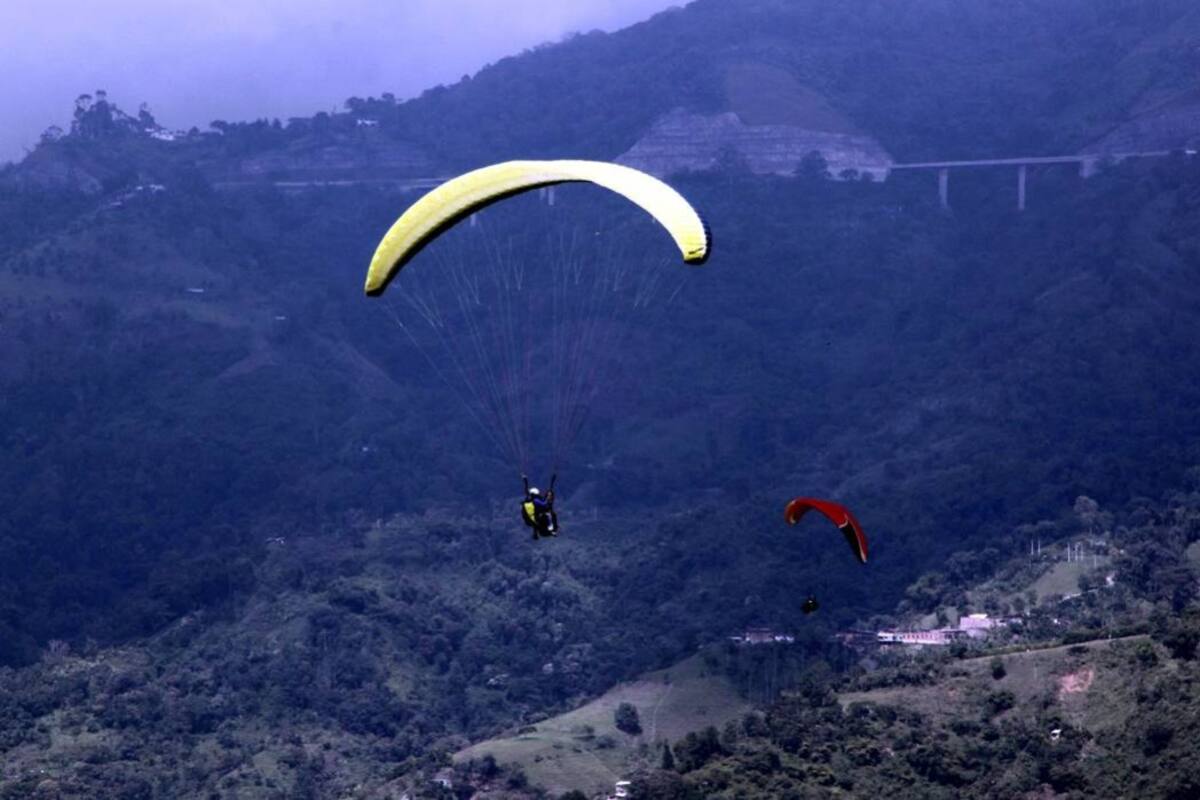 Las zonas delimitadas por su infraestructura turística para la certificación son Calle del Dulce, Casa Paragüitas, Ecoparque Cerro del Santísimo y voladeros de parapente en Ruitoque Alto. (Foto: Jaime del Río / VANGUARDIA LIBERAL)