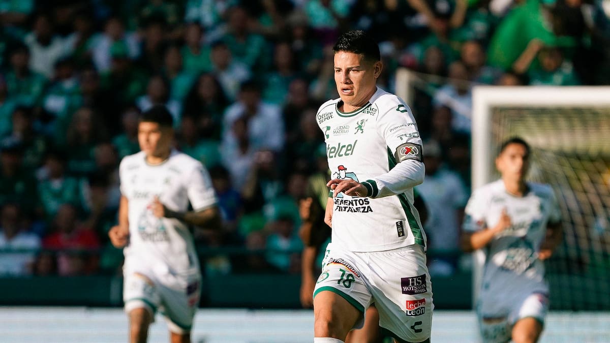 Conozca a la novia de James Rodríguez, con quien se le vio al final del duelo contra Juárez en México. (Foto: Club León / VANGUARDIA).