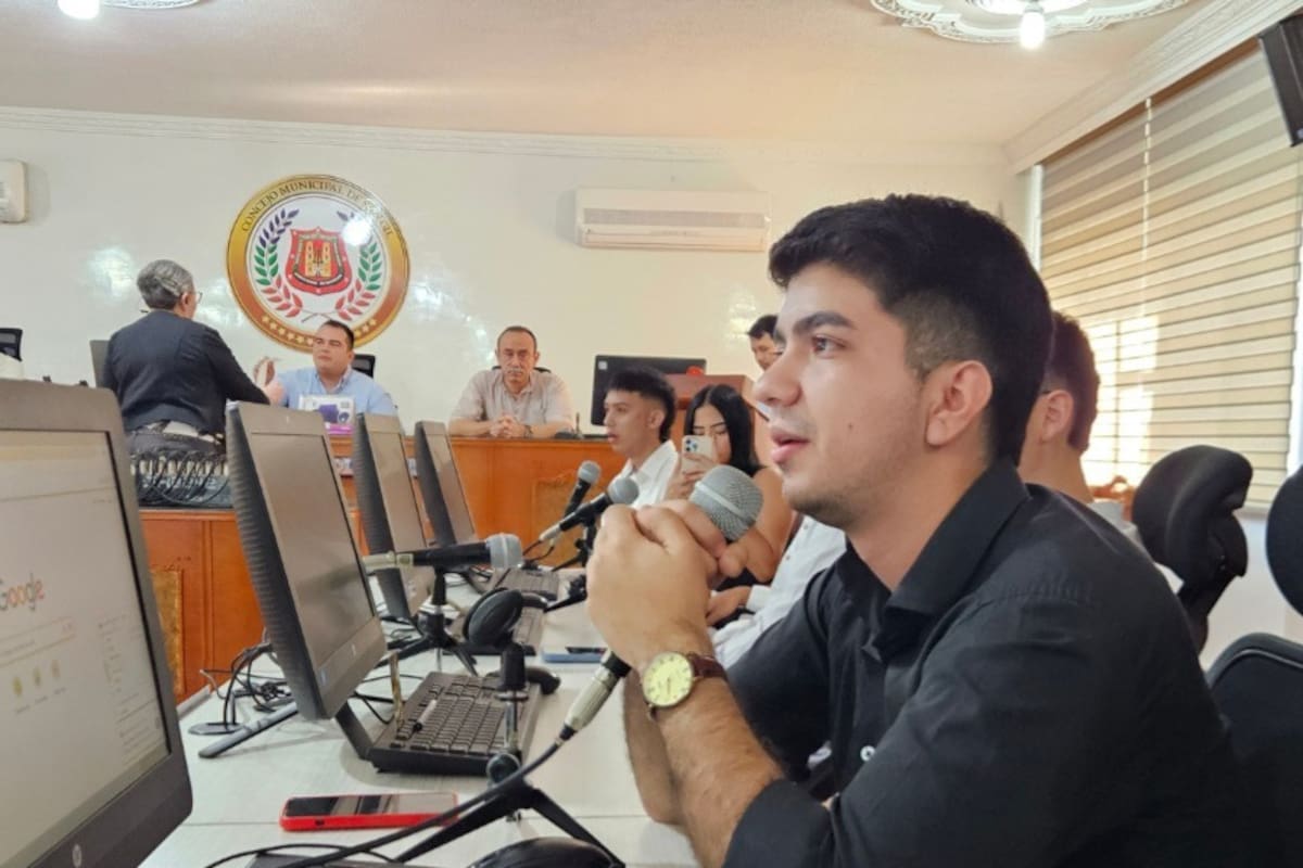 Consejo de juventudes de San Gil se posesionó ante el alcalde y el concejo municipal