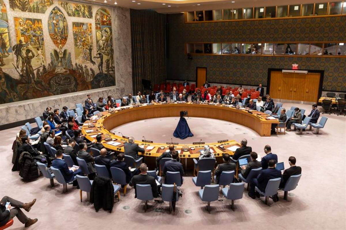 El Consejo de Seguridad de la ONU se reúne a petición de Israel, tras el ataque de Irán con más de 200 drones y misiles.