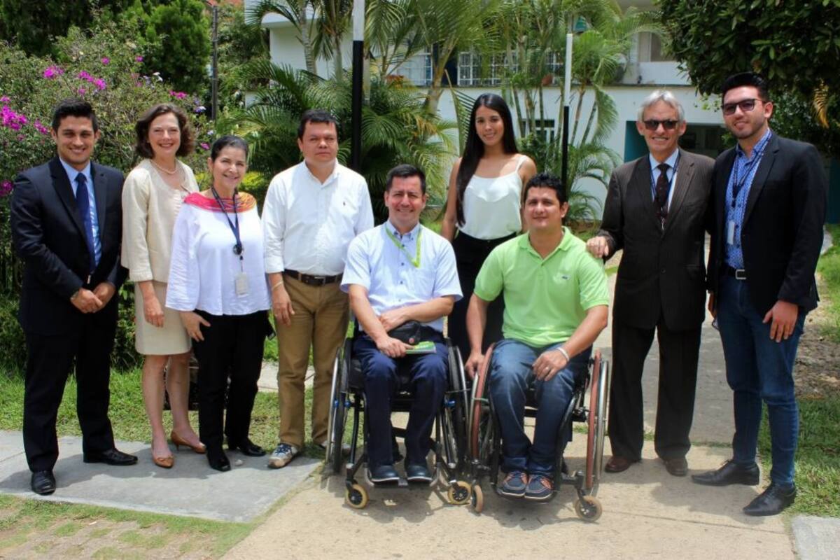 Carlos Eduardo Acevedo Varón, Susan Felstiner, Marien Yolanda Correa Corredor, Jorge Luis Quintero Gómez, Henry Murillo Salazar, María Catalina Arango Vera, Juan Gabriel Gómez Hernández, Reinaldo Amaya Mantilla y Guillermo Alfonso Núñez Robayo. (Foto: Suministrada / VANGUARDIA LIBERAL )