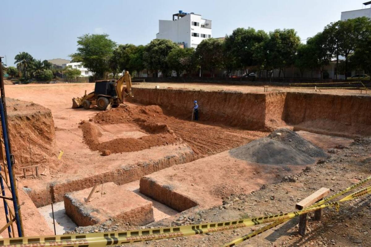 Didier Tavera criticó los retrasos en las obras de construcción del Parque del Agua en Barrancabermeja. Las obras fueron contratadas por el gobierno Aguilar por más de $10 mil millones. (Foto: Owen Joya Palencia. / VANGUARDIA LIBERAL.)