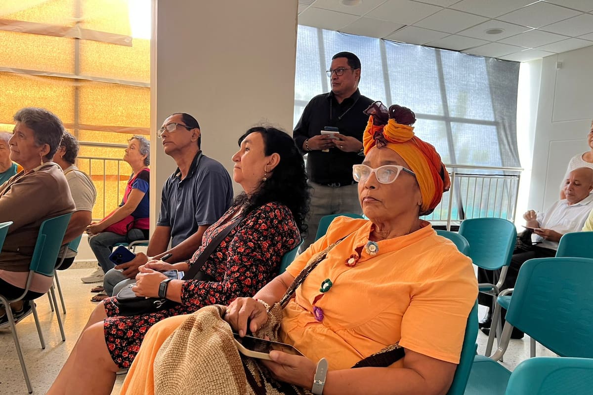 La convocatoria Cultura es Dignidad Mayor fue socializada con gestores y artistas de Barrancabermeja.
Suministrada/Vanguardia