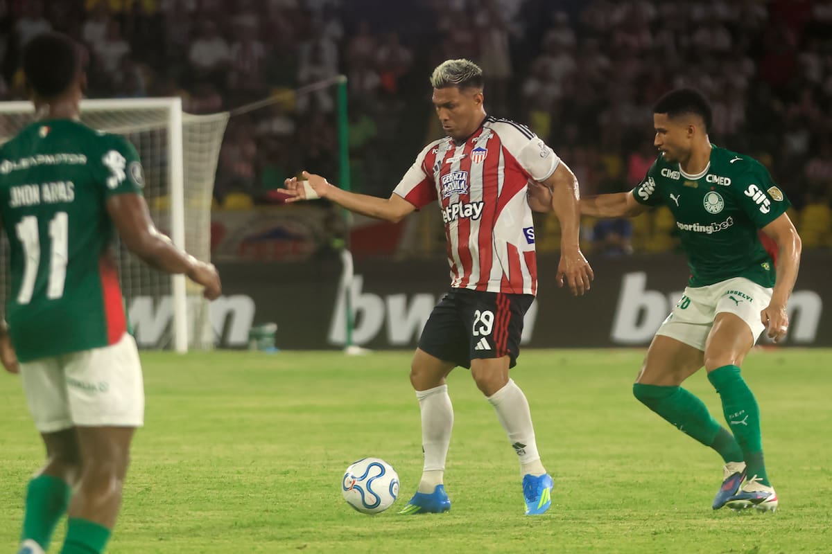 Junior rechazó los hechos de violencia ocurridos tras el empate ante Palmeiras en Cartagena. (Colombia). EFE/ Ricardo Maldonado
