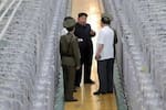 Corea del Norte muestra por primera vez sus plantas de enriquecimiento de uranio