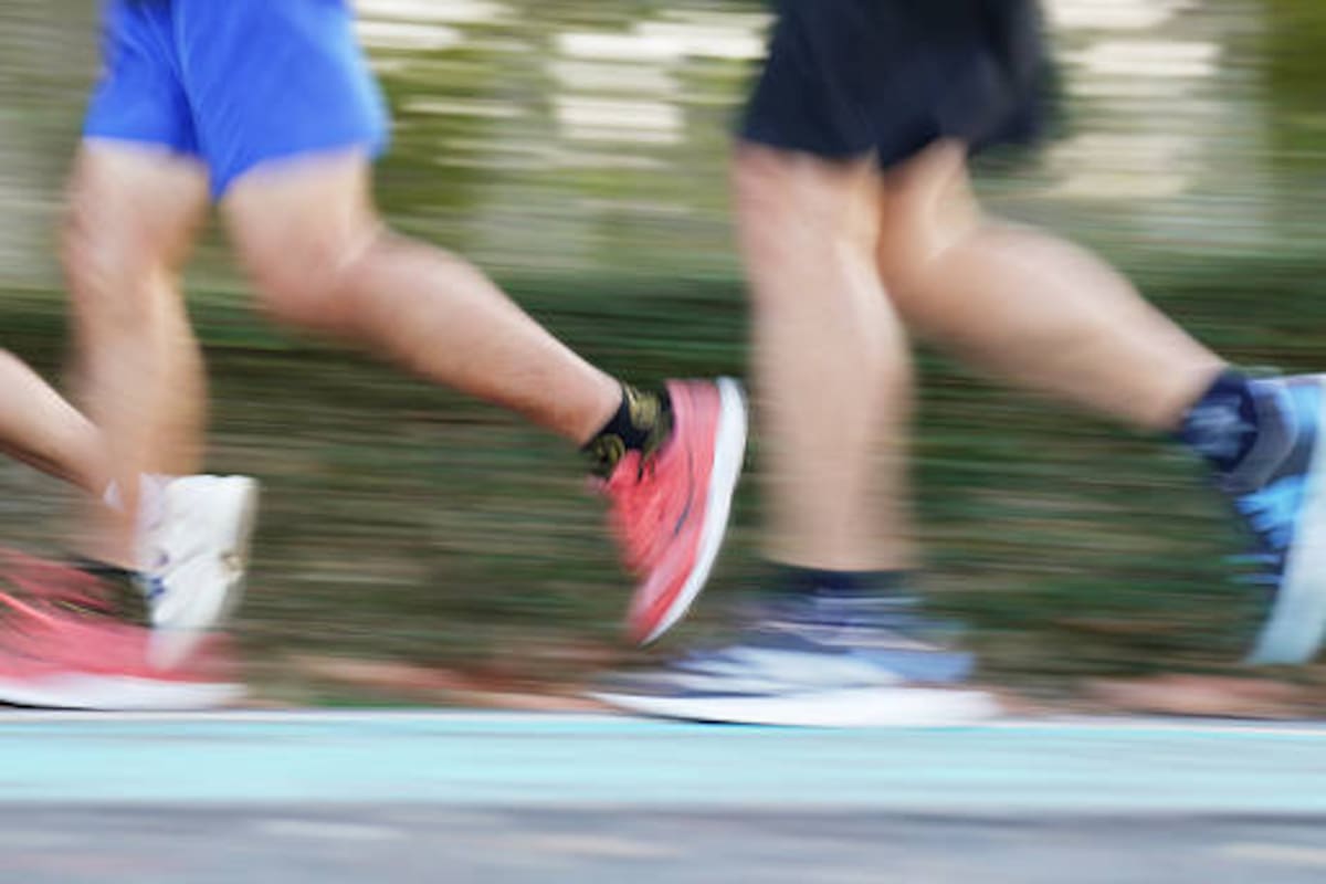 Si solo haces ejercicio para ver bajar la báscula, estás cometiendo un error muy común. La American Heart Association acaba de publicar una nueva guía científica que revela el verdadero impacto de la actividad física en tu cuerpo y por qué obsesionarse con el peso está arruinando tus arterias.
