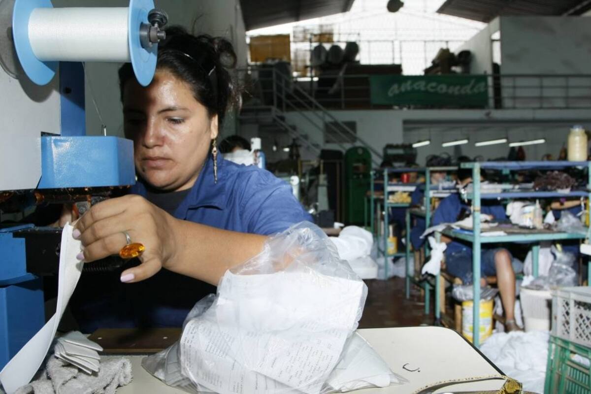 Según Asobancaria la proporción de bancarización de la población adulta en Colombia en 2013 fue del 71,5%, un aumento del 5,2% frente a 2012. (Foto: Archivo/ VANGUARDIA LIBERAL)