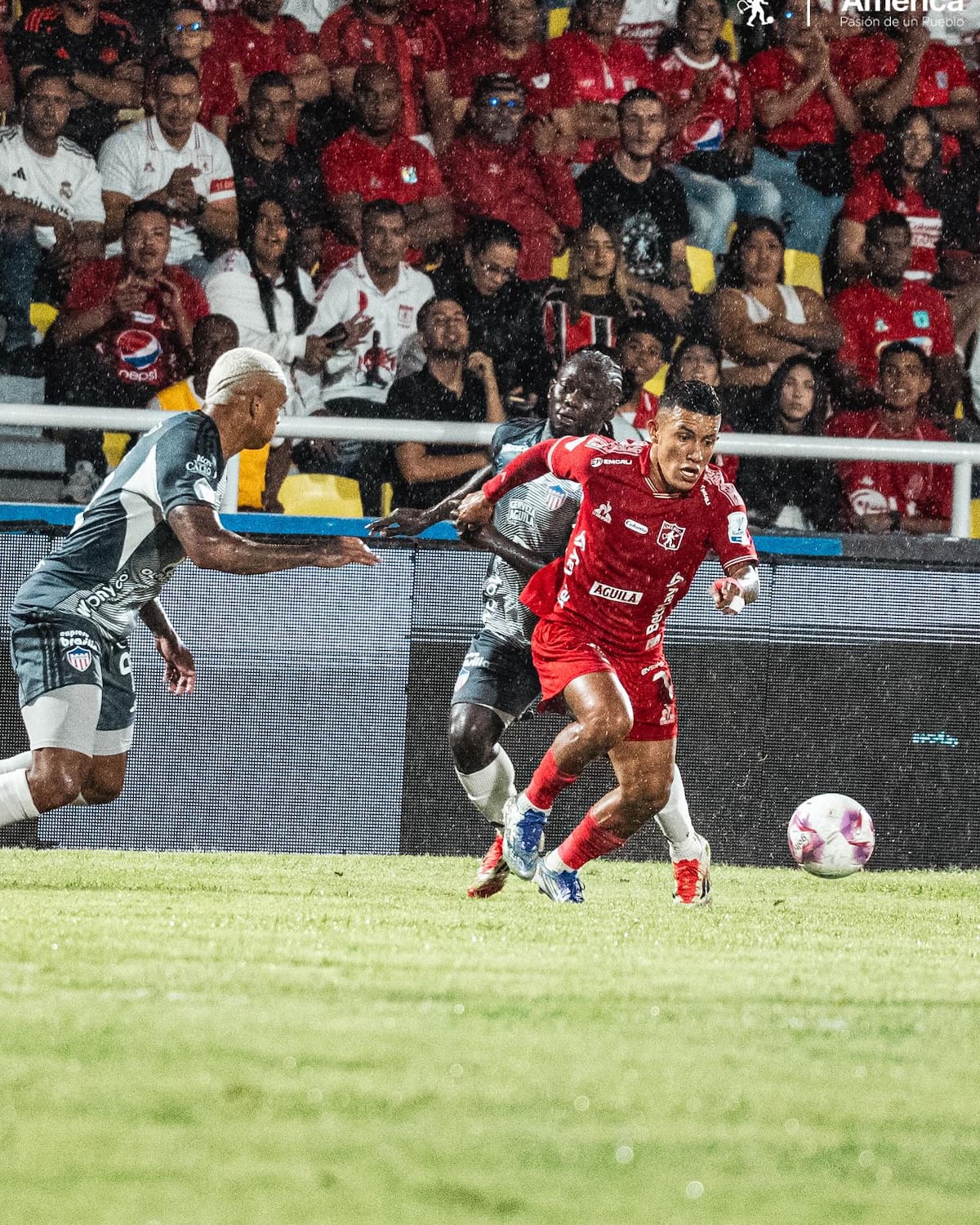 ¿Qué pasó con la contratación de Cristian Barrios por parte de Atlético Bucaramanga?. Foto: cortesía América de Cali.