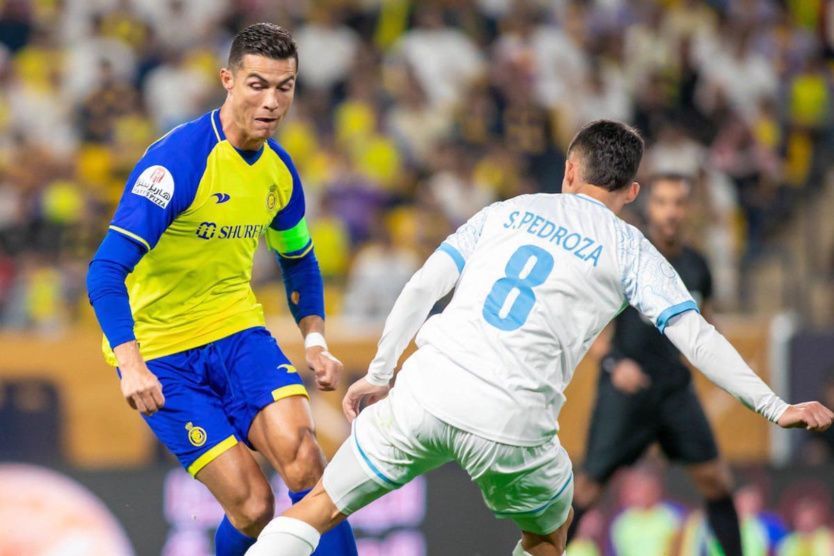 Conozca a Sebastián Pedroza, el futbolista colombiano que enfrentó a Cristiano Ronaldo. Twitter Sebastián Pedroza / VANGUARDIA
