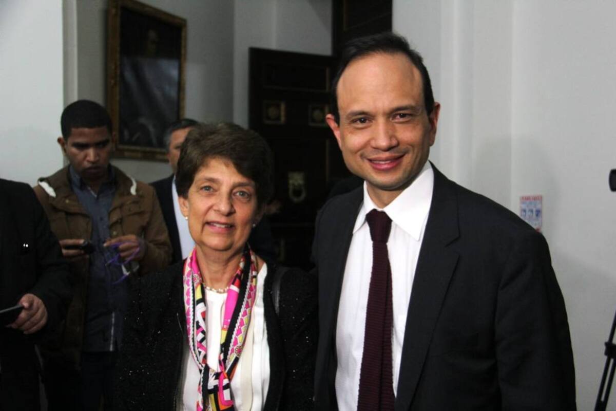 Cristina Pardo y Carlos Bernal fueron elegidos como los nuevos magistrados de la Corte Constitucional. (Foto: Colprensa /VANGUARDIA LIBERAL )
