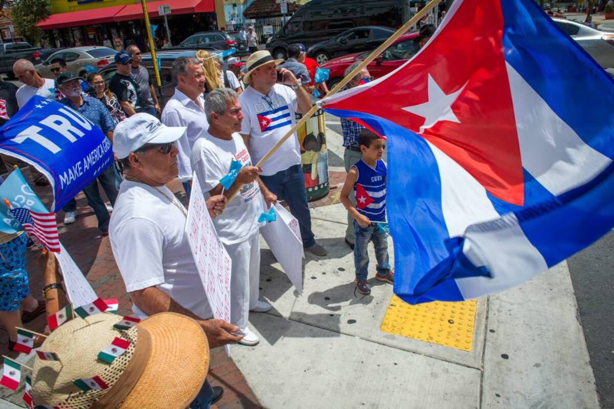 Raúl Castro deja la presidencia en cumplimiento de la limitación de mandatos que él mismo impulsó tras su llegada a la Presidencia. (Foto: EFE/VANGUARDIA LIBERAL )