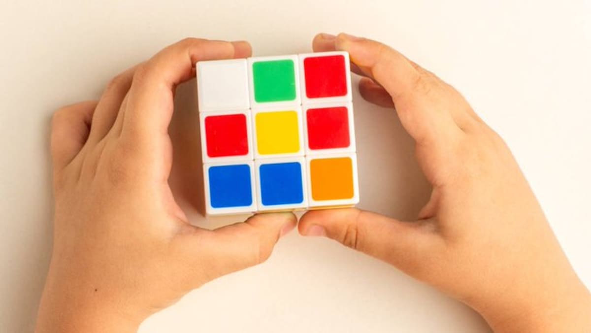 Una niña china de seis años se convirtió en la más rápida del mundo en resolver el Cubo de Rubik, en poco más de cuatro segundos.