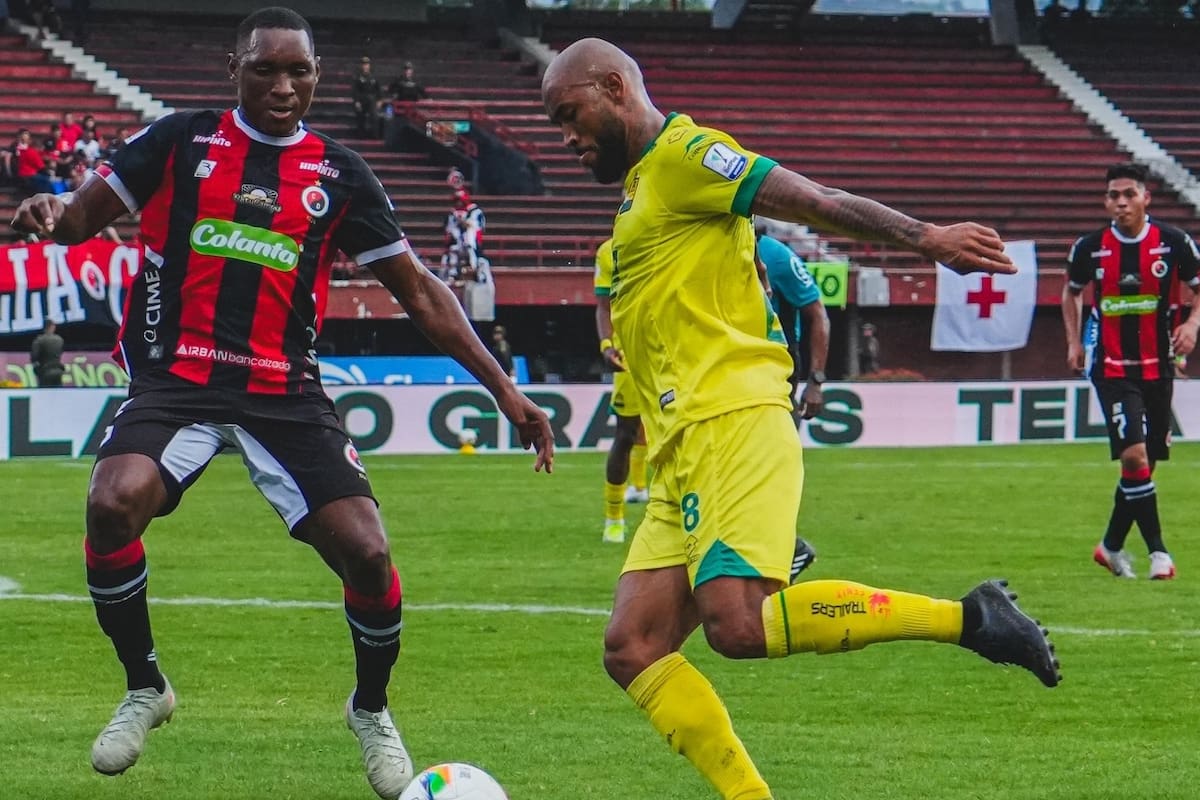 Cúcuta y Atlétlético Bucaramanga igualaron 2-2 en la tercera fecha de la Liga BetPlay I de 2026, en juego realizado en el estadio General Santander. Foto: cortesía Atlético Bucaramanga.