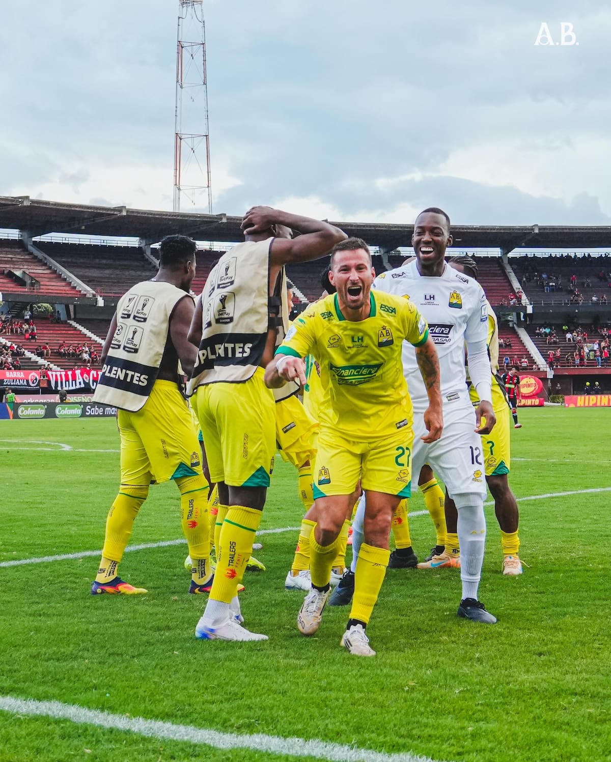 Cúcuta y Atlétlético Bucaramanga igualaron 2-2 en la tercera fecha de la Liga BetPlay I de 2026, en juego realizado en el estadio General Santander. Foto: cortesía Atlético Bucaramanga.
